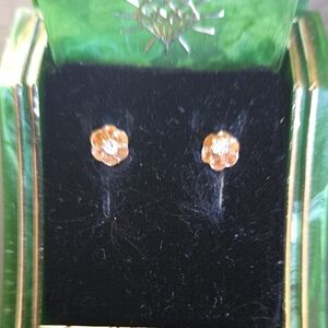 Elegant Gold Flower Stud Earrings